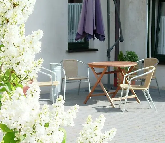 Fliederhof * Herresbach